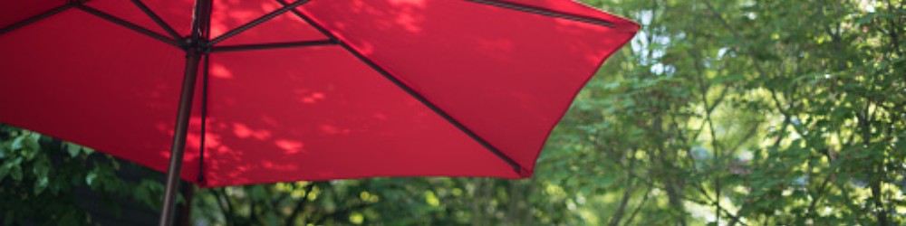 when does artificial grass get hot?